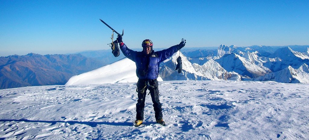 HUASCARÁN (6,768 m)-kmtravel-Cordillera Blanca, Ancash